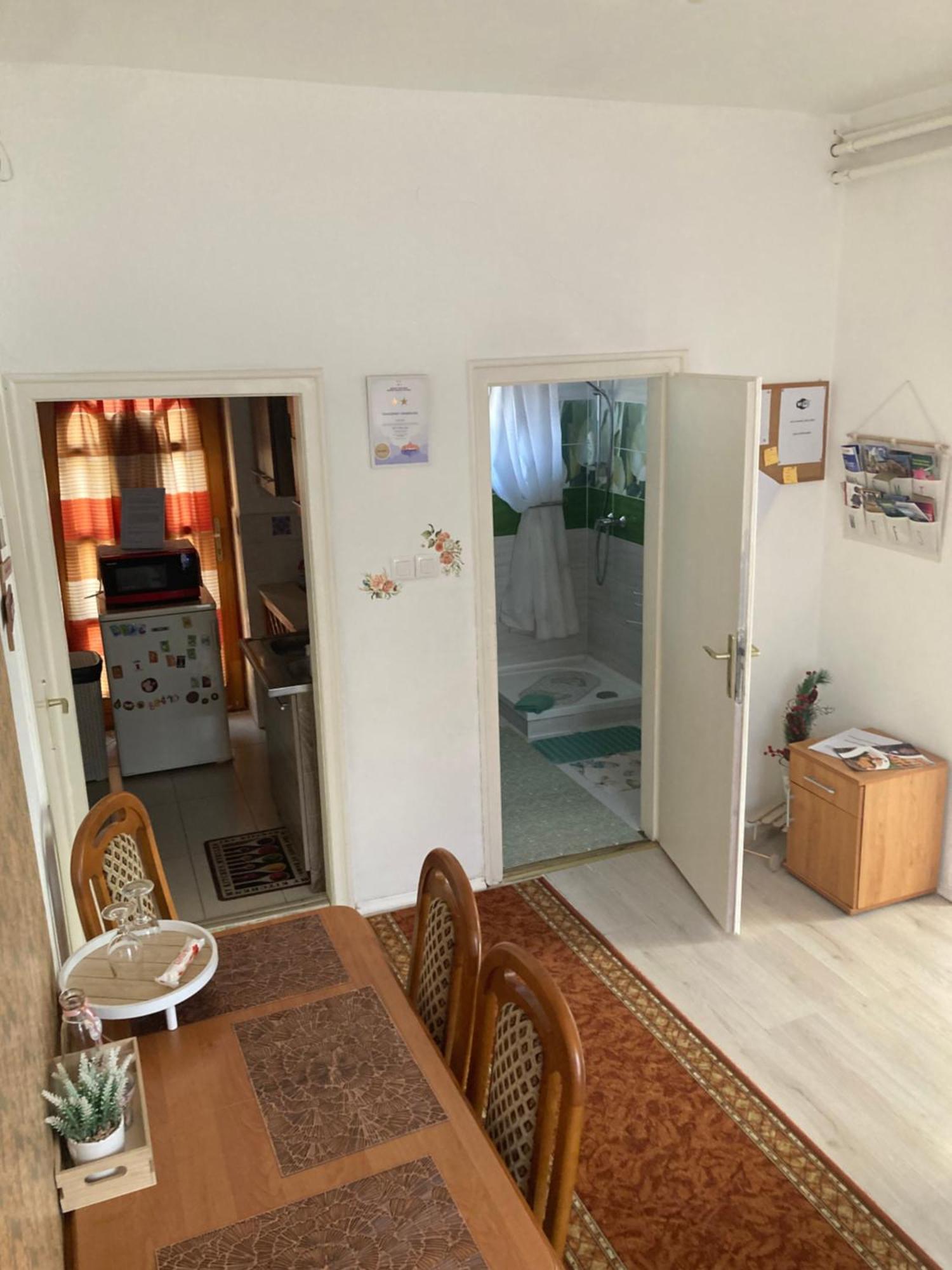 Tavaszpart Vendeghaz Apartment Szeged Luaran gambar